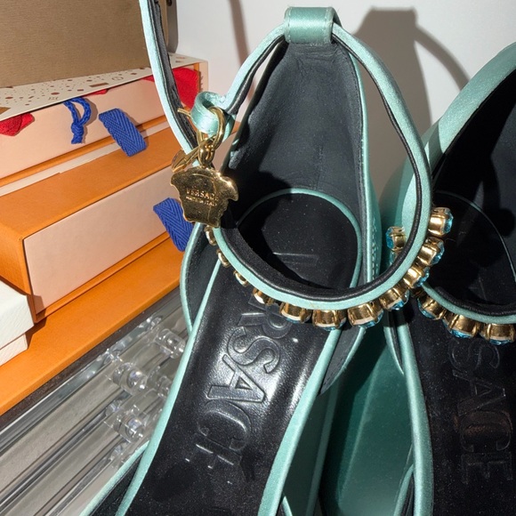 Versace Blue Sample Display - Picture 10 of 11